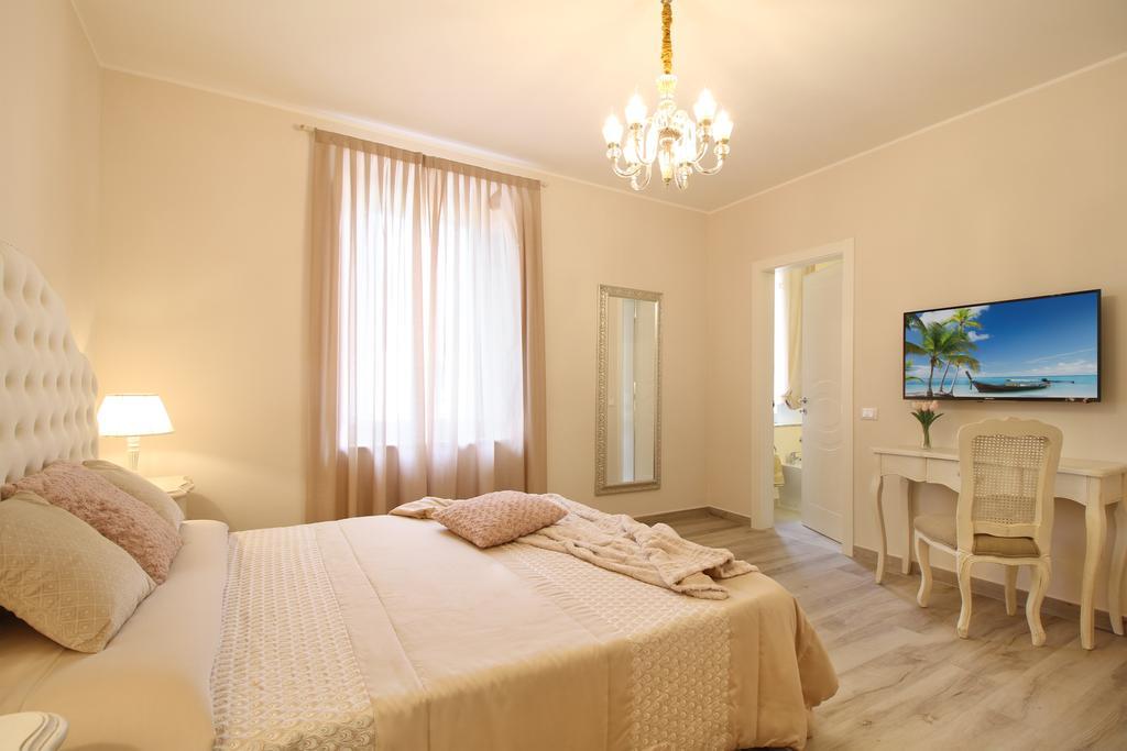 Lucca In Chic - No Ztl - Free Parking - Old City At 10Min By Walk Εξωτερικό φωτογραφία
